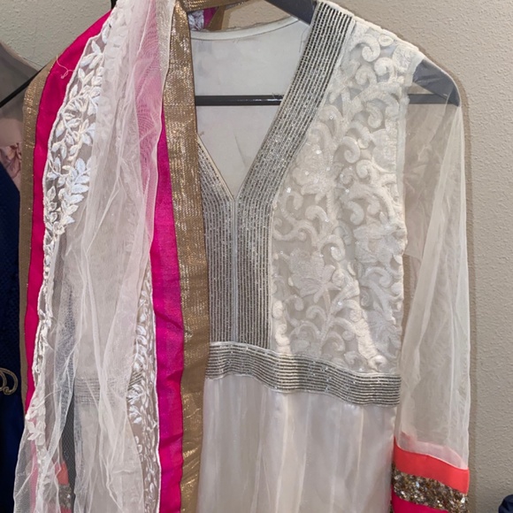 Anarkali - Picture 2 of 4